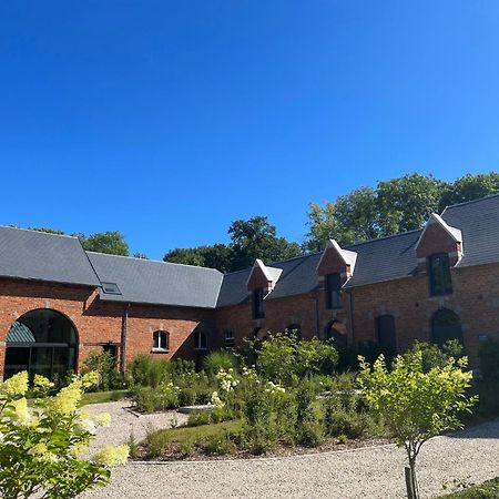 Aux Bois Dorés de la Ferme de sorval, animaux de la ferme, fitness Selvigny Esterno foto